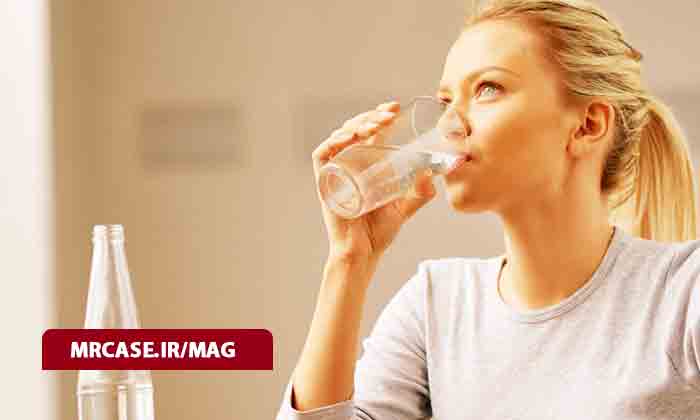 چرا نباید حین غذا آب بخوریم؟